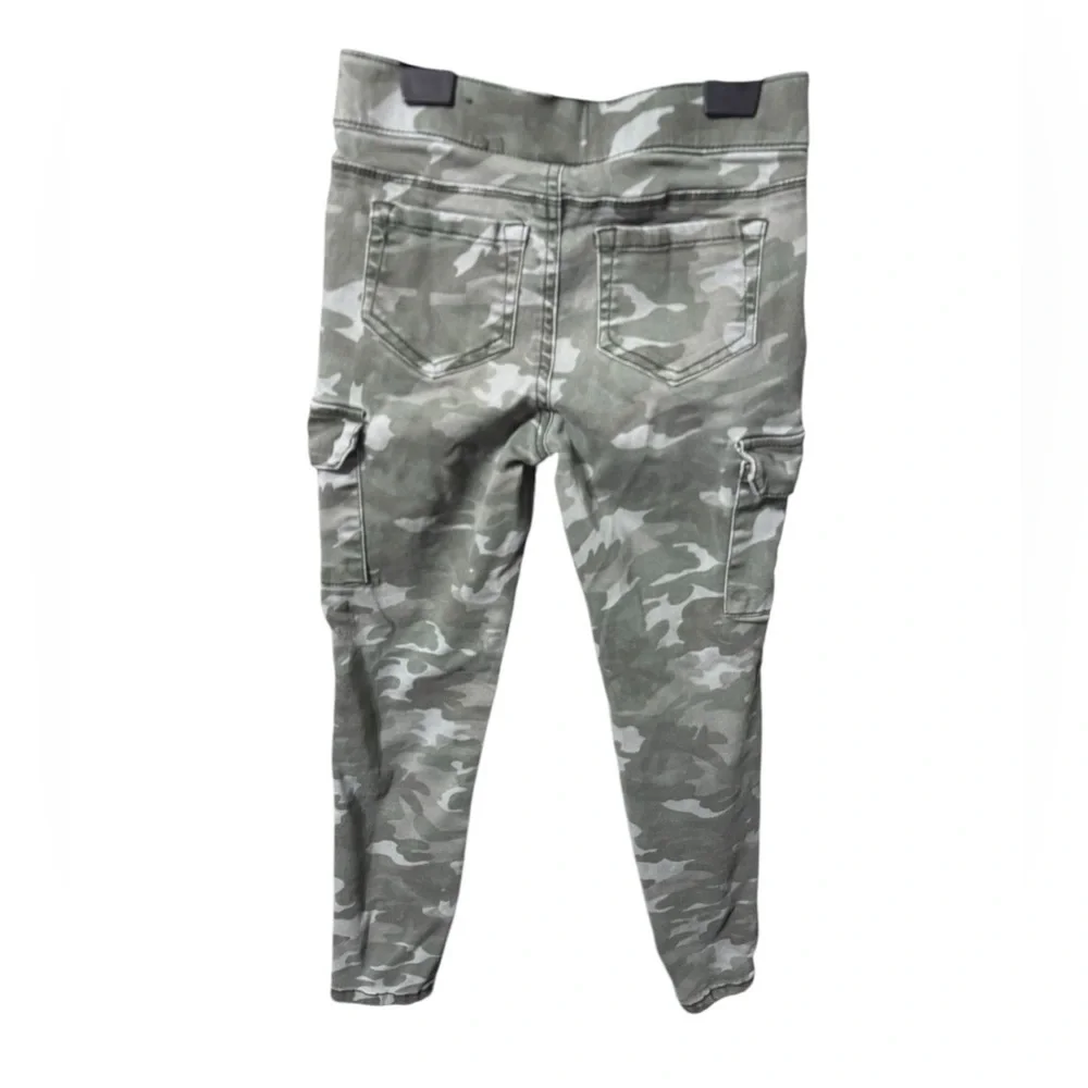 Justice Camo Cargo Pant Girls Size 7